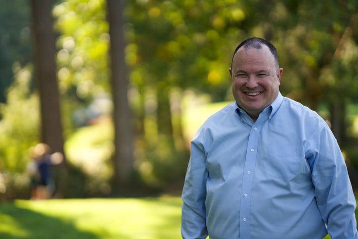 Issaquah Democrat Victoria Hunt and Maple Valley Democrat Jason Ritchie are both running for a House seat in the 5th Legislative District.