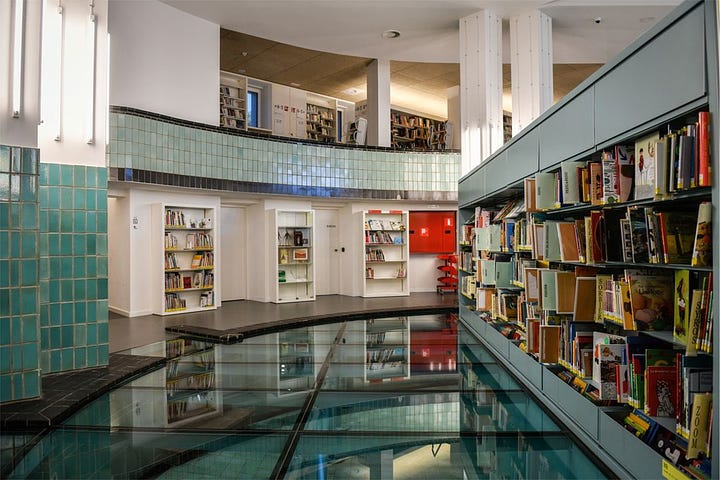 Former scwimming pool Bibliothèque d'Andenne, photos: Florent Marot