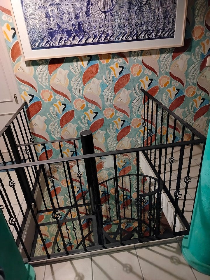 Photos of our staircase sent to me by Edgar.