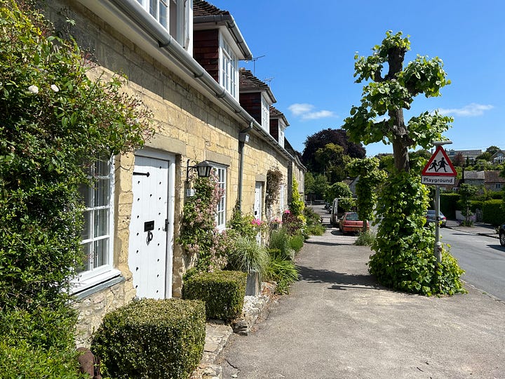 4 photos of property in the HIgh Street, Hindon, including a chapel. Images: Roland's Travels