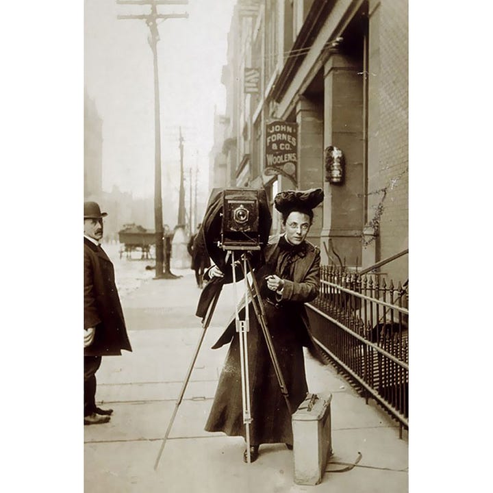 vintage photographs of Jessie Tarbox Beals shooting on location