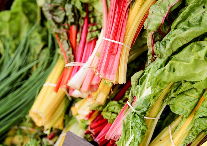 oak leaf lettuce, chard, poached pears, juice