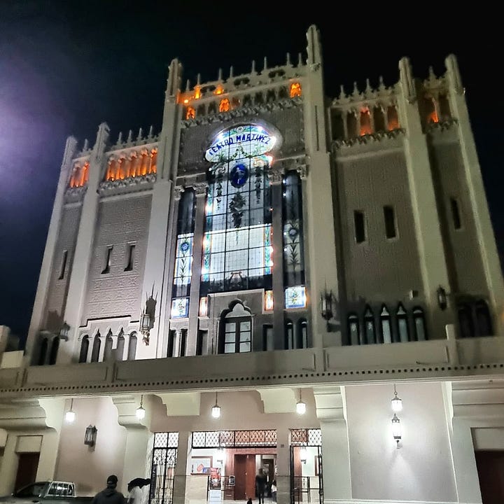 Teatro Isauro Martínez (COA) y El Monumento a la Patria (YUC)