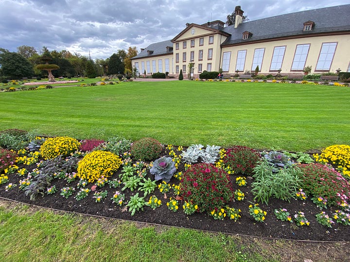 1 European Parliament 2. Council of Europe 3. Parc de l'Orangerie 4. Pavillon Joséphine (in parc) 5. Netherland's EU delegation house 6. Palais universitaire de Strasbourg 