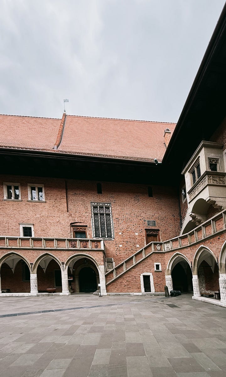 Pictures of medieval era architecture
