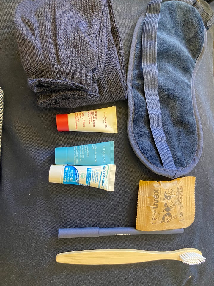 Amenity kit