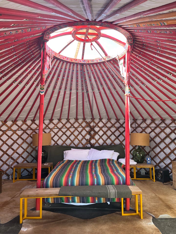 Handsome yurt, handsome heat pump.