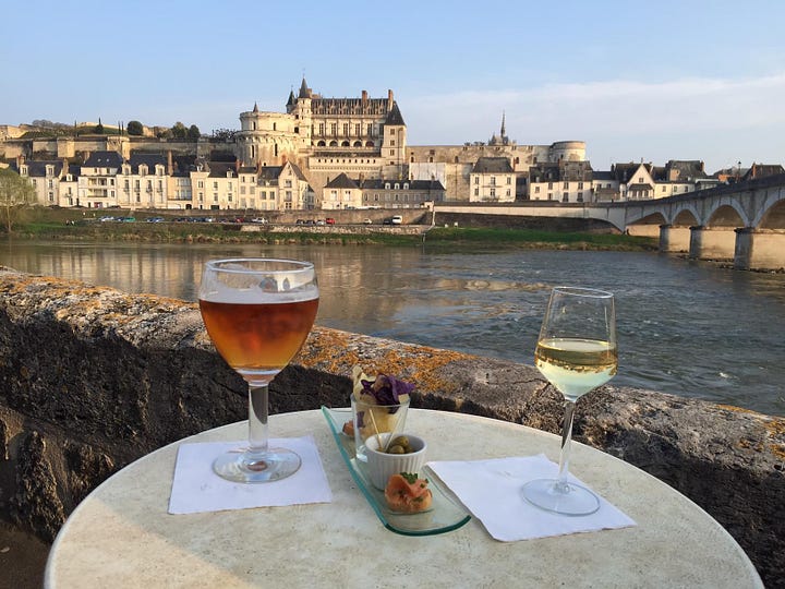 View from Le Shaker in Amboise, Loire ConneXion enjoying Art Is An Ale Brewing, photos of Loire ConneXion's tour at Château de Villandry with owner Henri Carvallo