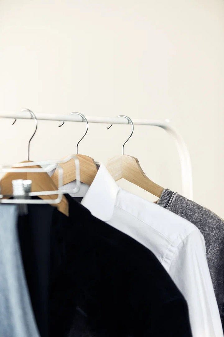 Backstage photos of the stylist's work