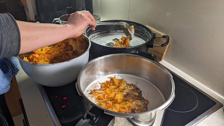 Left: Three pots on a stove filled with oranges boiling inside and a hand hovering above, holding a spoon; Right: A recipe for the "whole fruit method" of making marmelade.