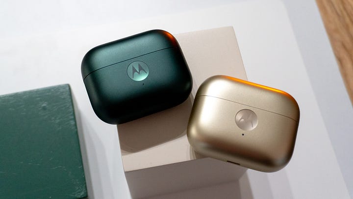 Moto Buds Loop Razr Ultra Launch Tanggal