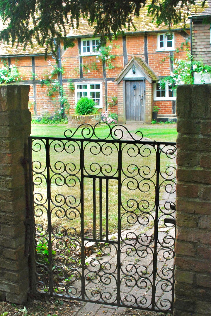 Primrose Cottage, the former home of poet Anne Lewis-Smith,  is next door to Rose Cottage