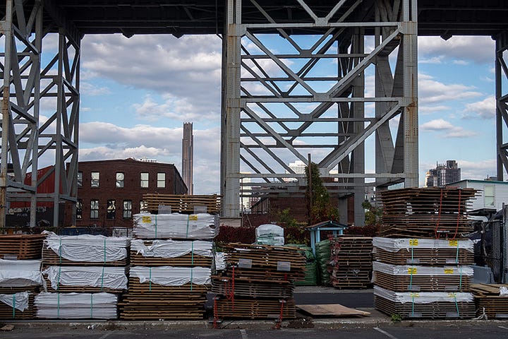 photos of the elevated subway at Smith & 9th St ©Steve Butcher 2023