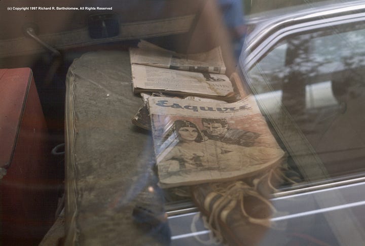 Odd characteristics of the car, including a Mexico turista window sticker and 1963 magazines on its rear seat, appear to have been deliberately planted. (Collection: photographer, Copyright © 1989 Richard Bartholomew All Rights Reserved)