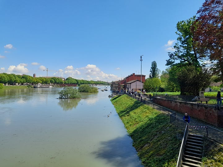 Pavia la piena del Ticino