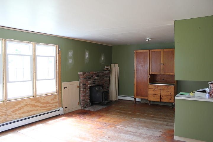 old farmhouse kitchen before renovation