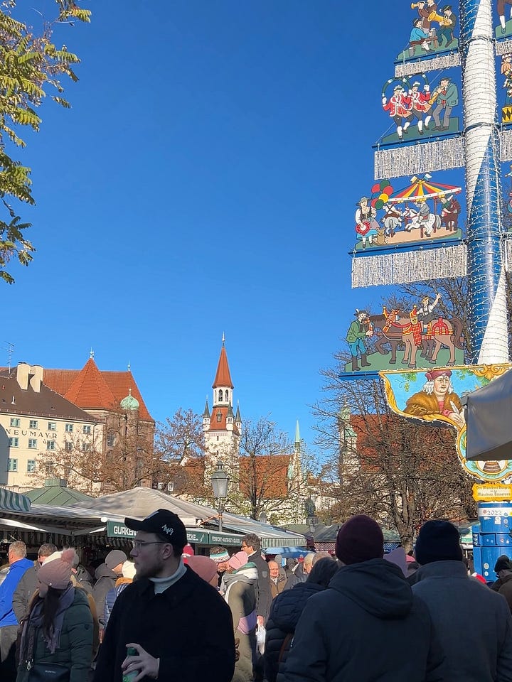 Viktualienmarkt (Food Market)