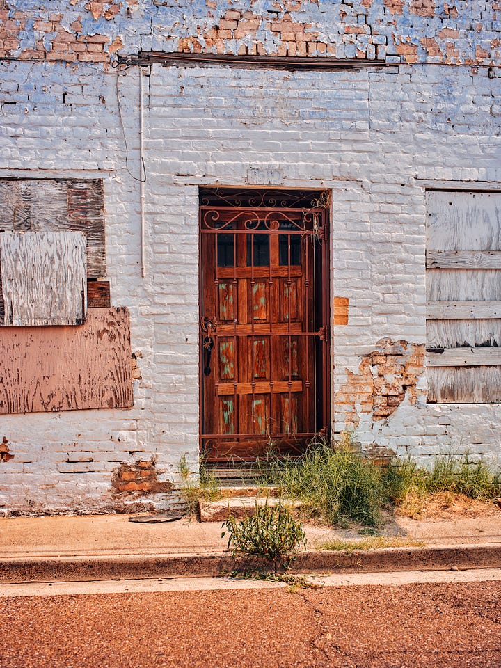 poverty, Laredo, doors, abandoned buildings