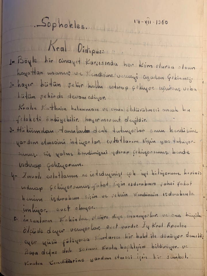 Kral Oidipus ve Elektra üzerine 1960 tarihli el yazısı edebiyat notları.