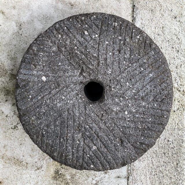 Have you ever heard "Ippuku Dozo(一服どうぞ) in Japan?