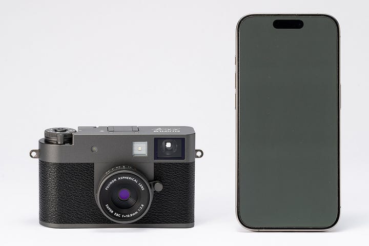 Fujifilm X half camera