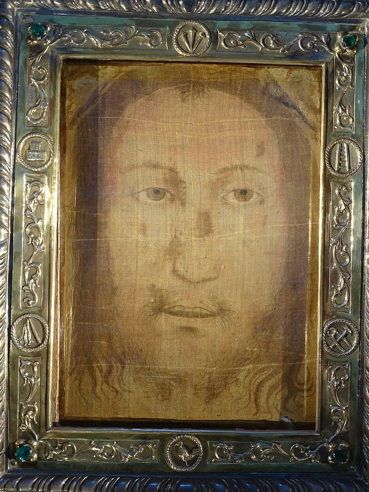 The Manopello guy; Secondo Piaβs 1898 photographic negative of the face on the Turin Shroud.