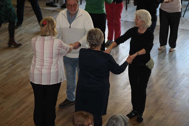 Dancing English Style Dances from the time of Jane Austen, and earlier.