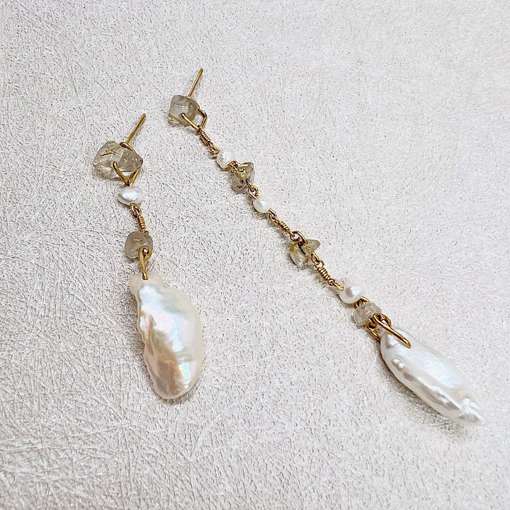 Pearl Trail - Asymmetric Pearl & Gold Quartz Earrings