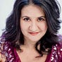 Bianca Bagatourian's avatar