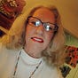 Debbie (aka Fiona)'s avatar