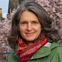 Ros Brown's avatar