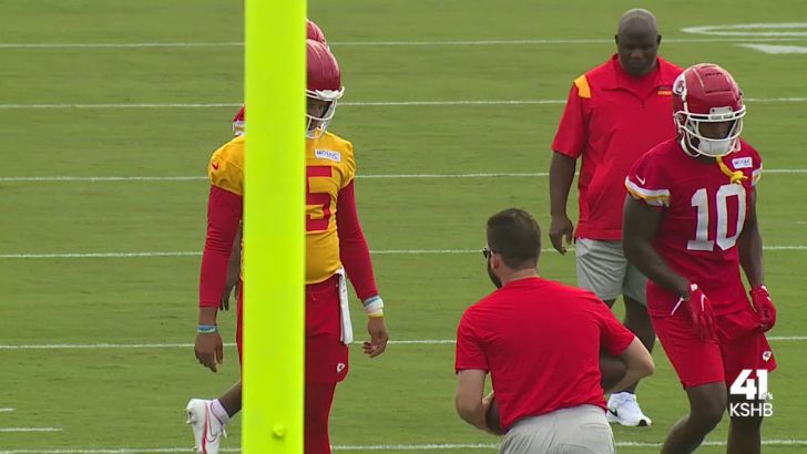 Chiefs training camp practice notes: Mecole Hardman is making the