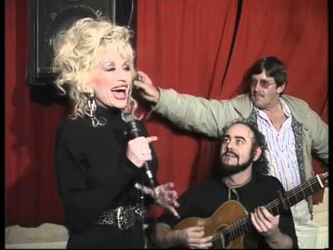 When Dolly Parton walks into an Irish Pub (Awesome)