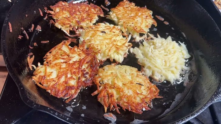 Spiralized Golden Potato Latkes - The Mama Maven Blog